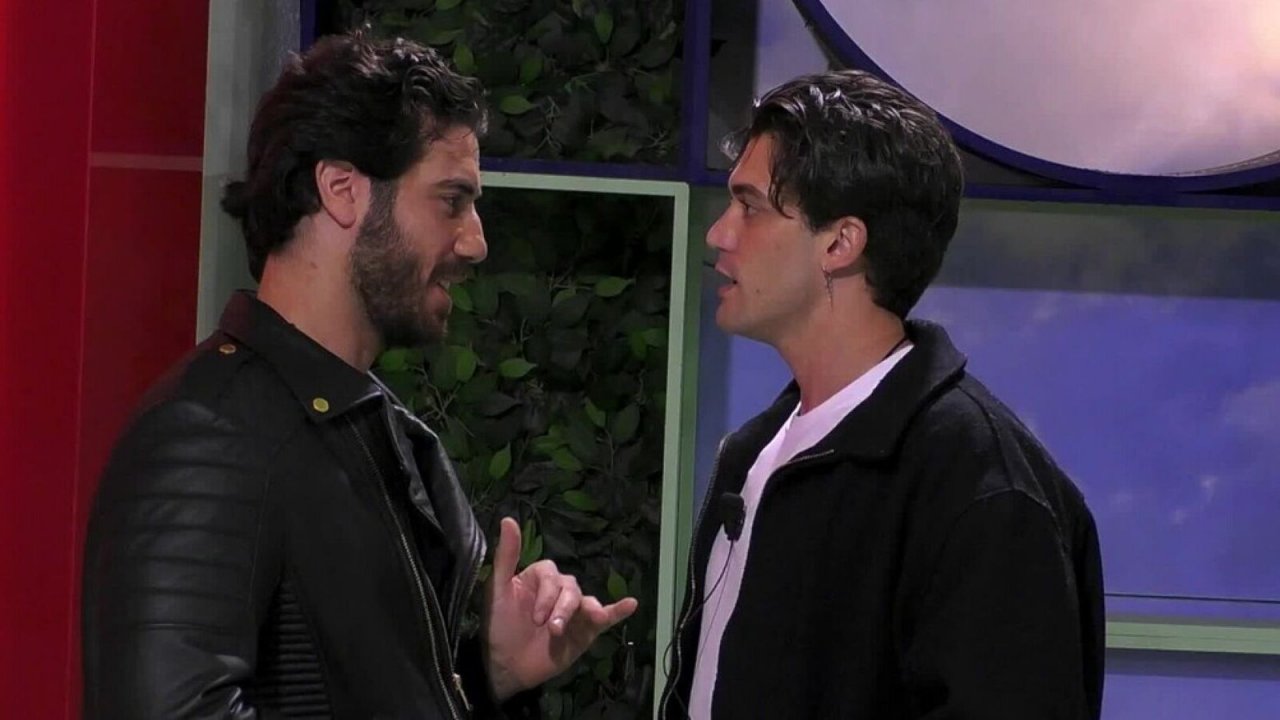 Grande Fratello: Chi è il Favorito Secondo i Sondaggi e i Bookmaker?