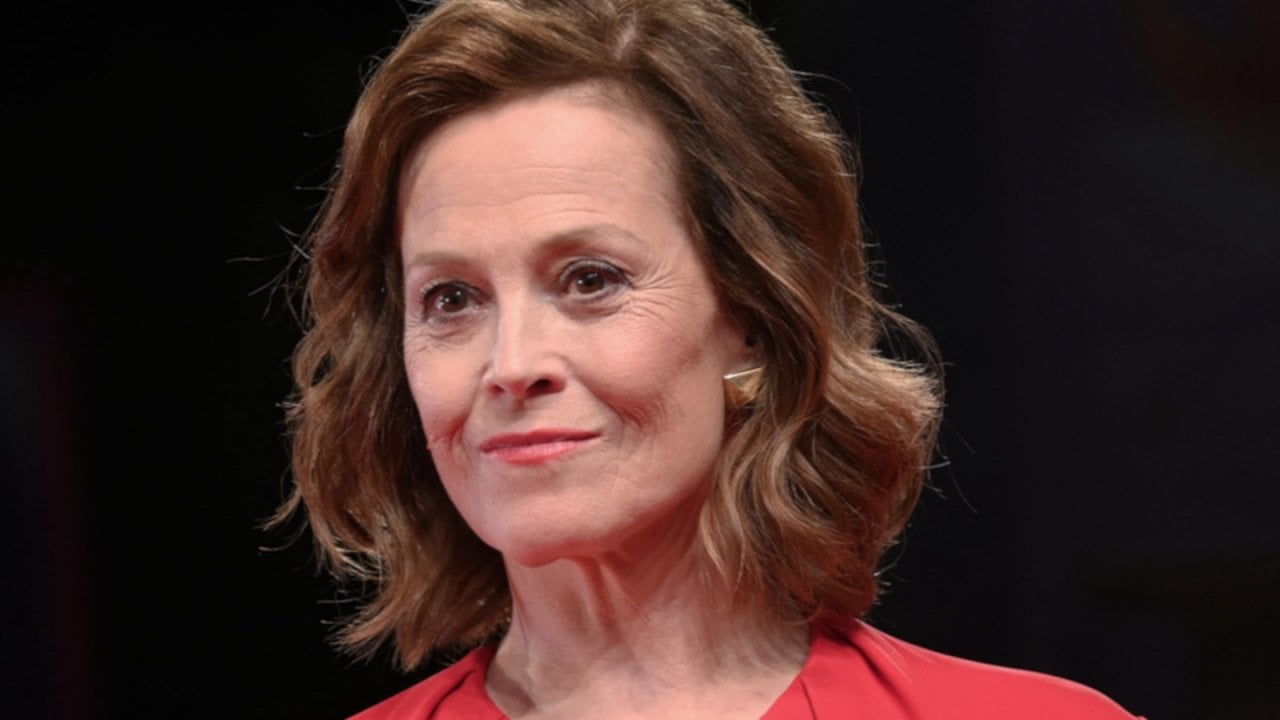 Sigourney Weaver potrebbe unirsi al cast della serie Tomb Raider con Sophie Turner