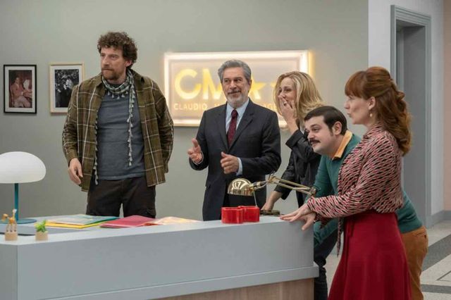 Call My Agent 3: La Trasformazione Attraverso l'Assenza - Recensione della Serie Sky