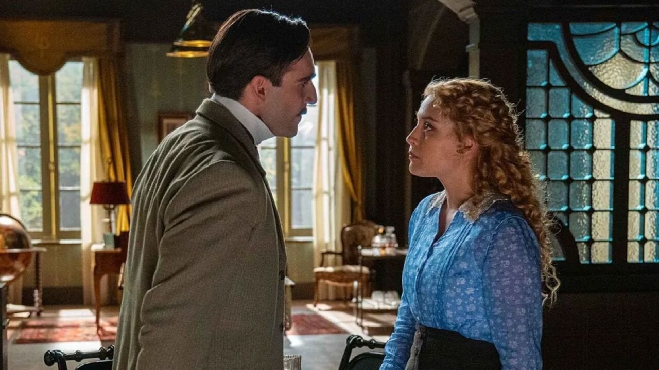 Anticipazioni de La Promessa per l'11 dicembre: Curro salva Jana dall'aggressione di Lorenzo