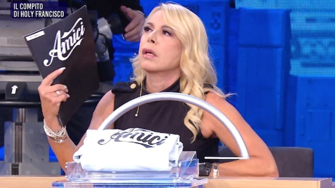 Amici di Maria De Filippi: anticipazioni per l'11 gennaio con due allieve eliminate